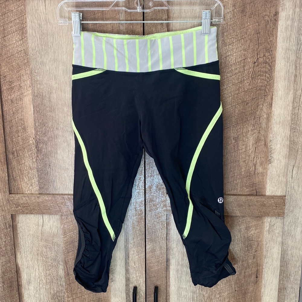 Lululemon cropped workout pant